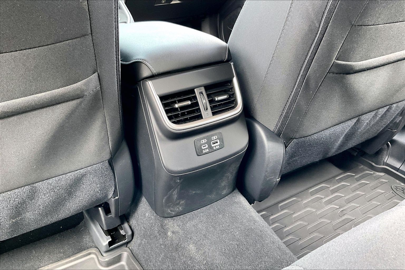 2025 SUBARU OUTBACK - Image 24