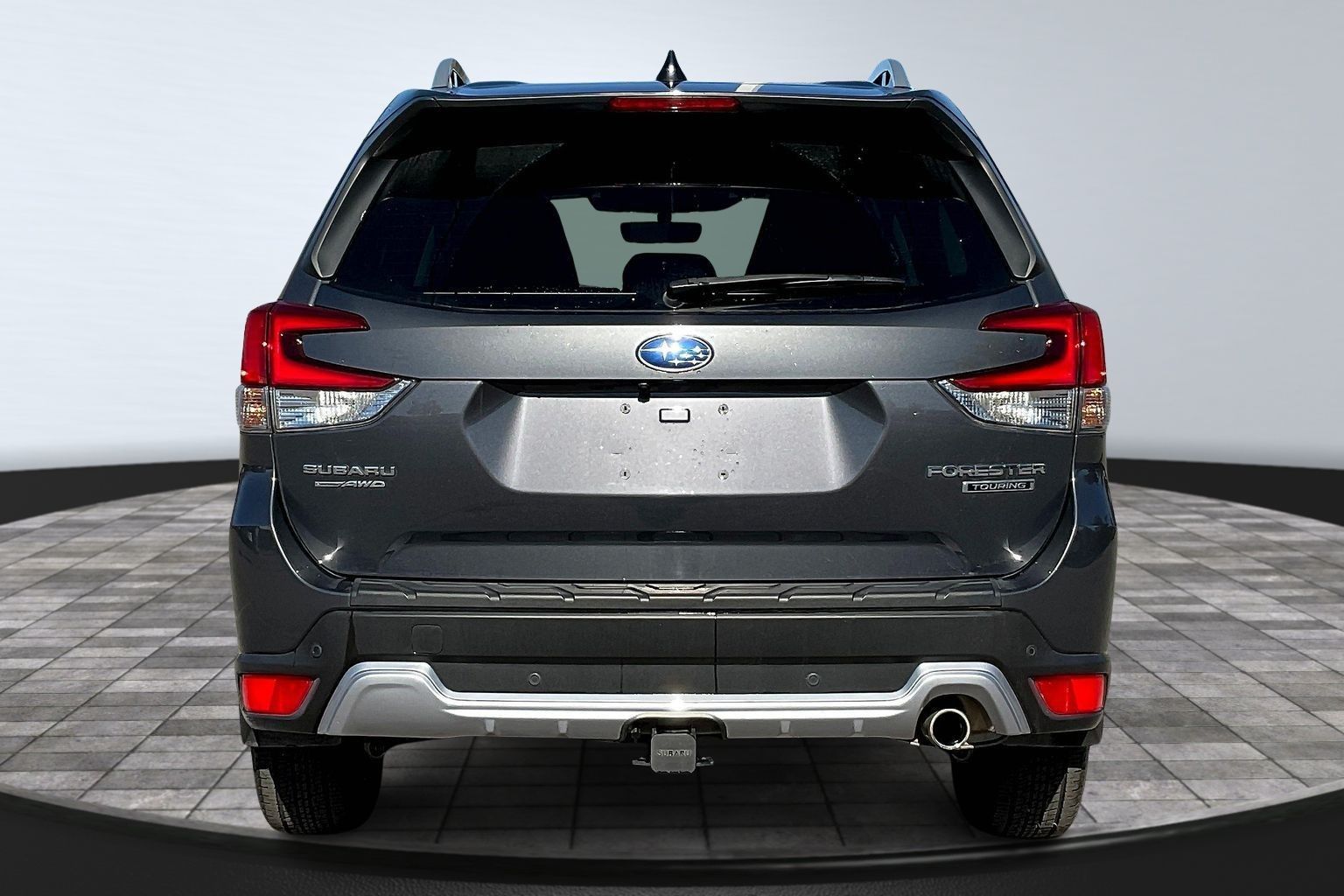 2024 Subaru Forester Touring photo 4