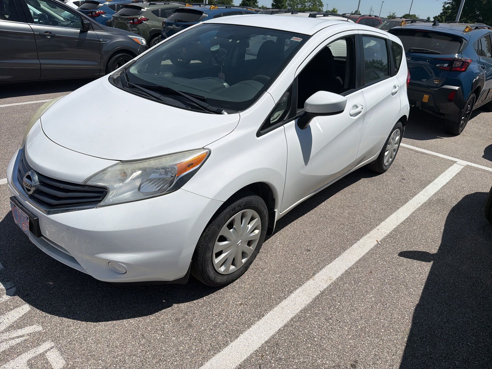 2016 Nissan Versa Note 1.6 S MT's photo