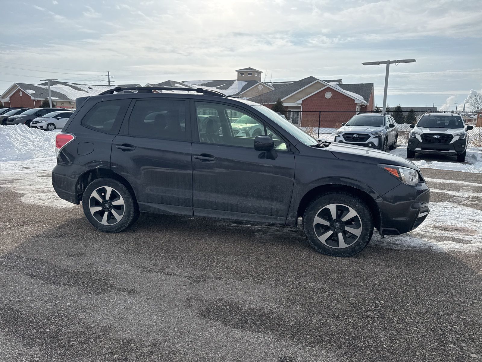 2018 SUBARU FORESTER - Image 10