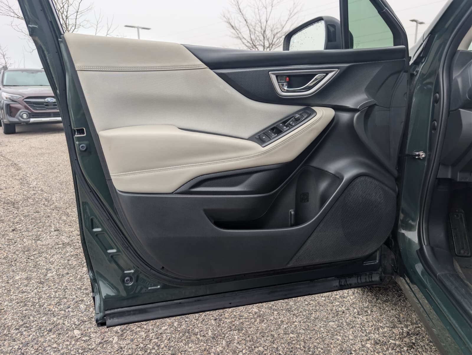 2023 SUBARU FORESTER - Image 11