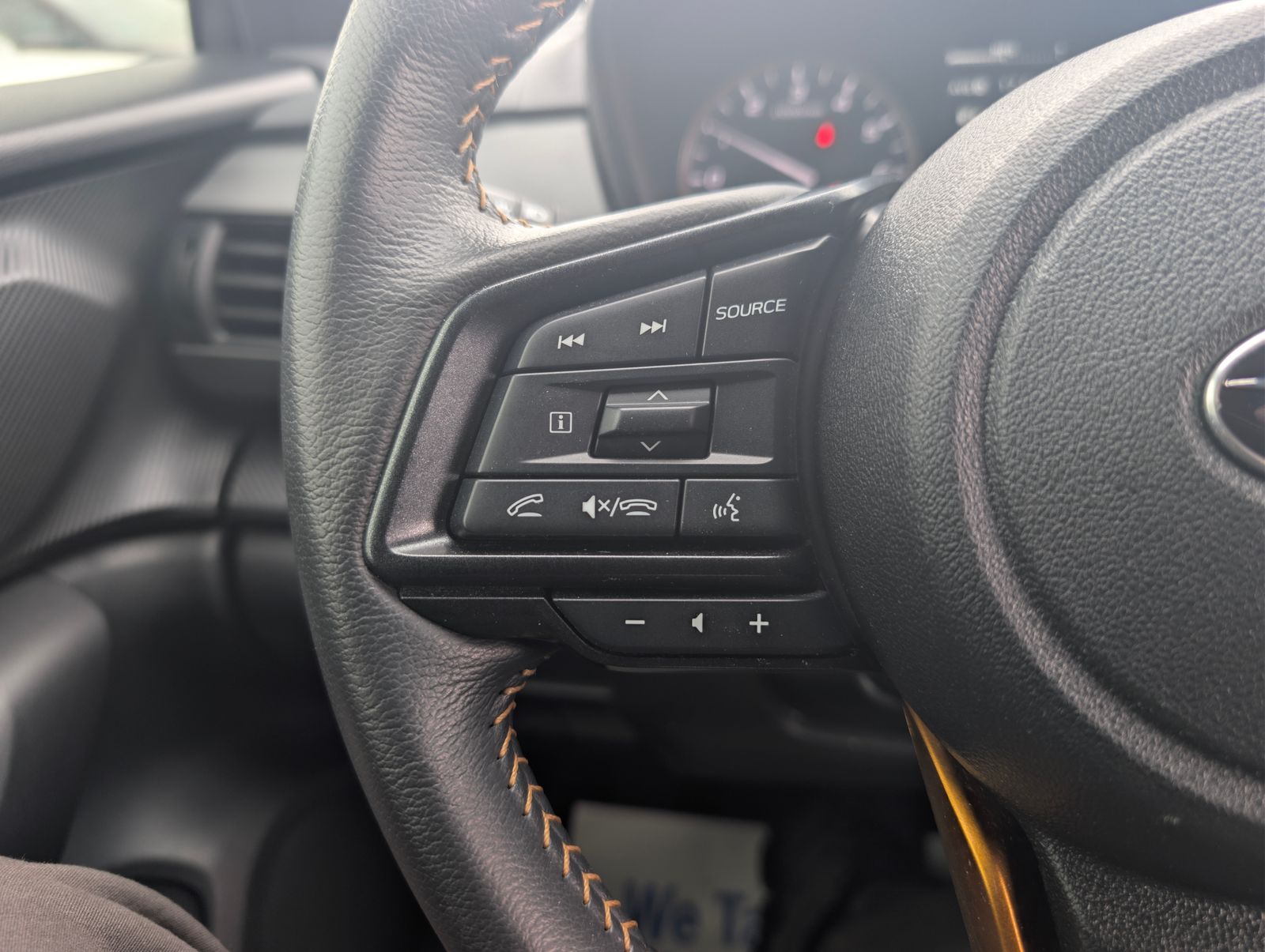 2024 SUBARU CROSSTREK - Image 17