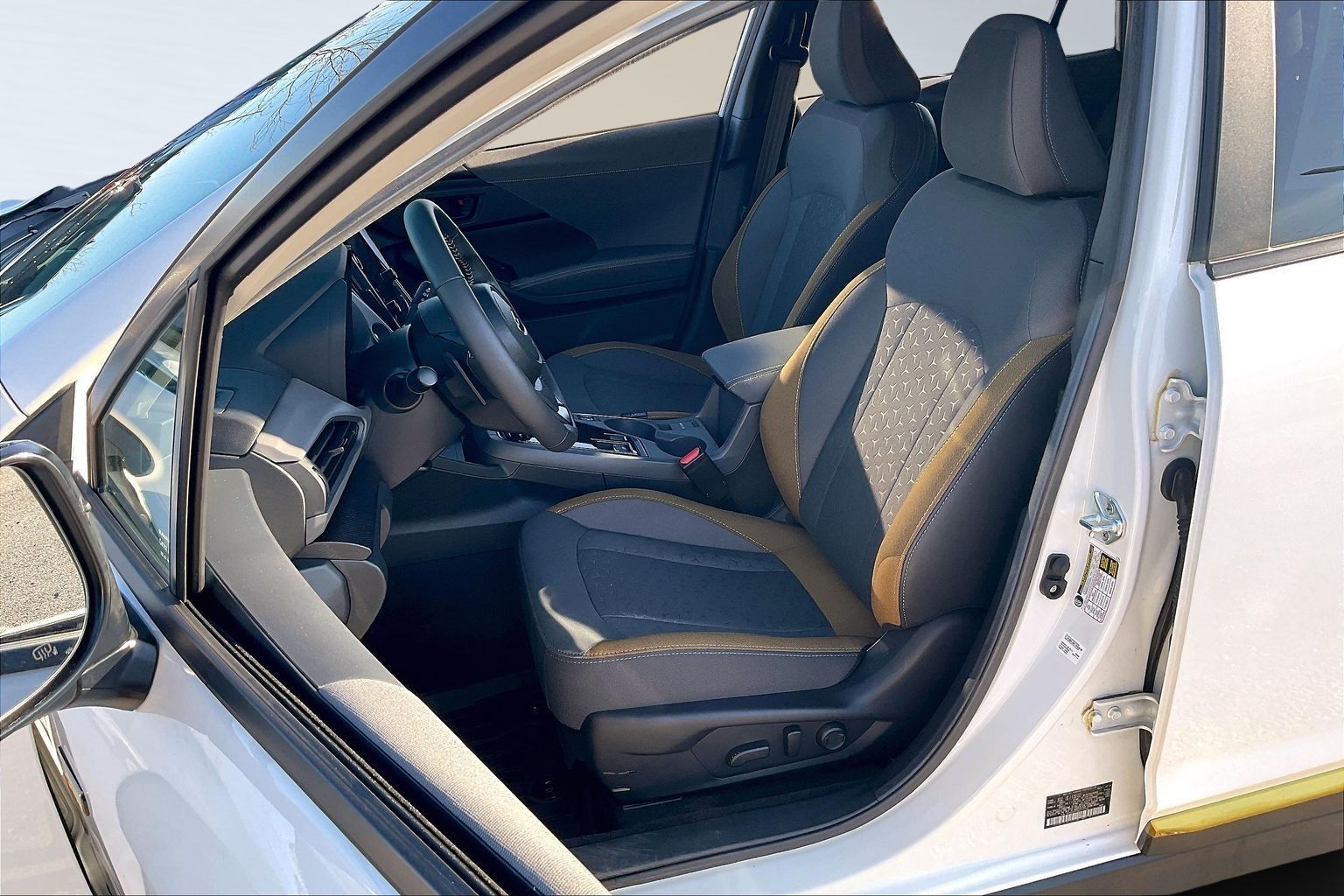 2025 SUBARU CROSSTREK - Image 26