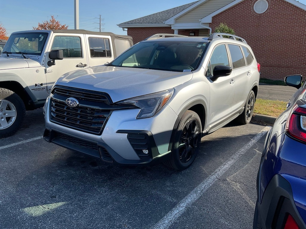 Used 2025 Subaru Ascent Onyx Edition Touring SUV