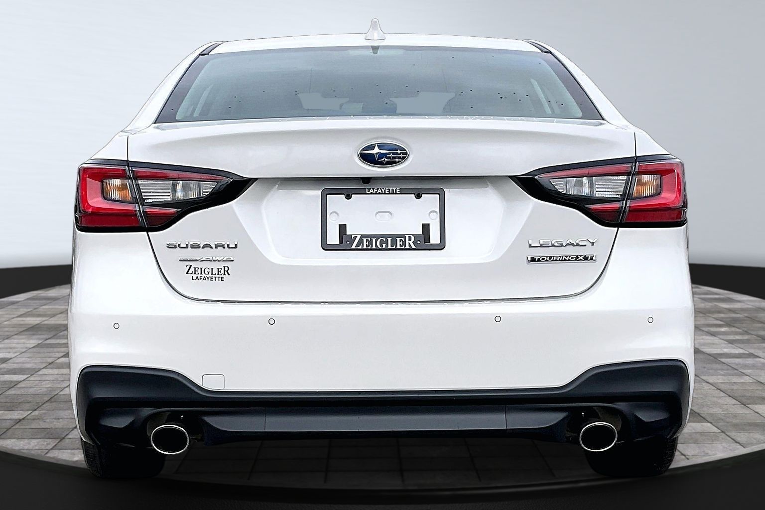 2025 SUBARU LEGACY - Image 4