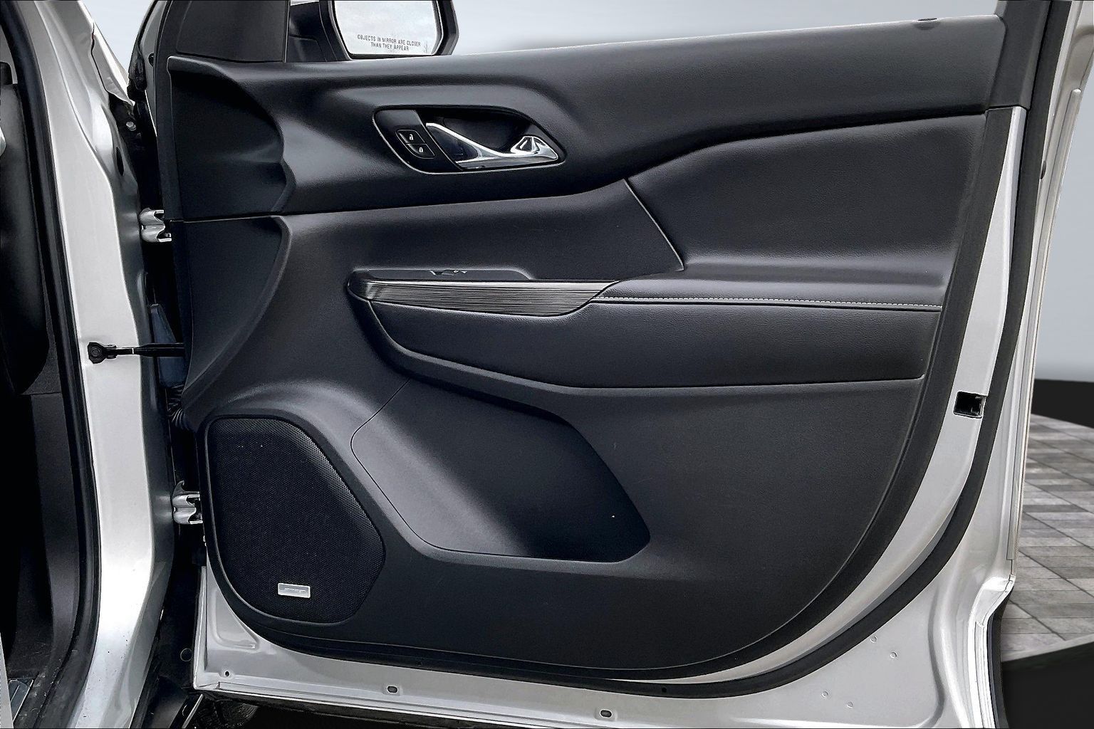 2017 GMC ACADIA - Image 17