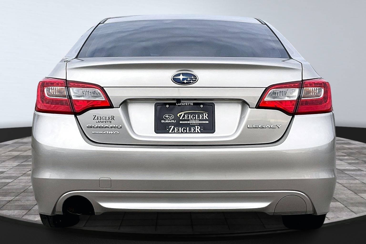 2016 SUBARU LEGACY - Image 4
