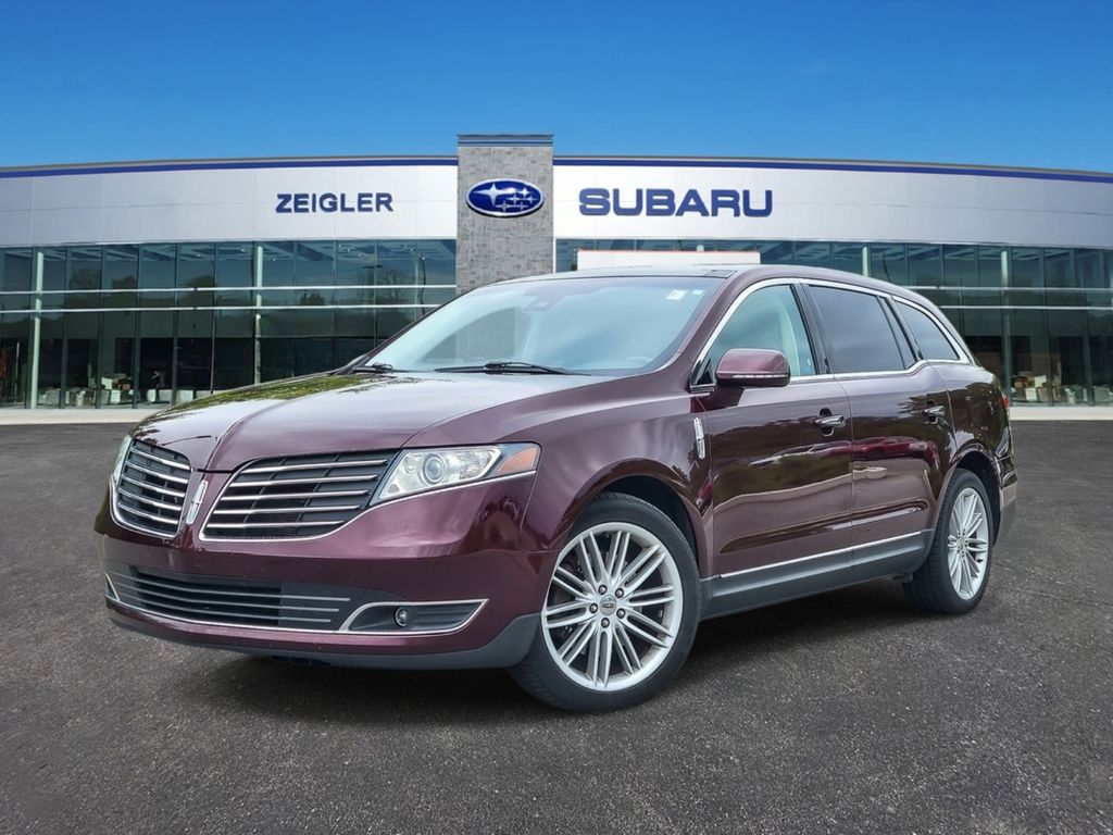2018 Lincoln MKT 3.5 Reserve AWD's photo