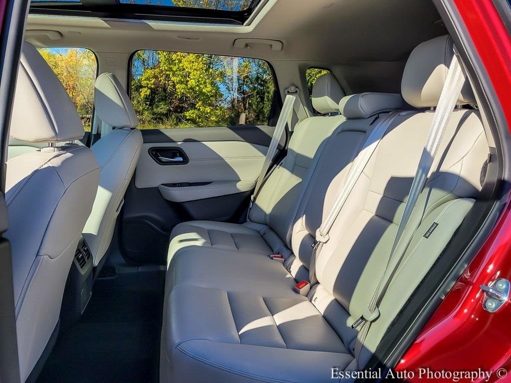 2023 NISSAN ROGUE - Image 11