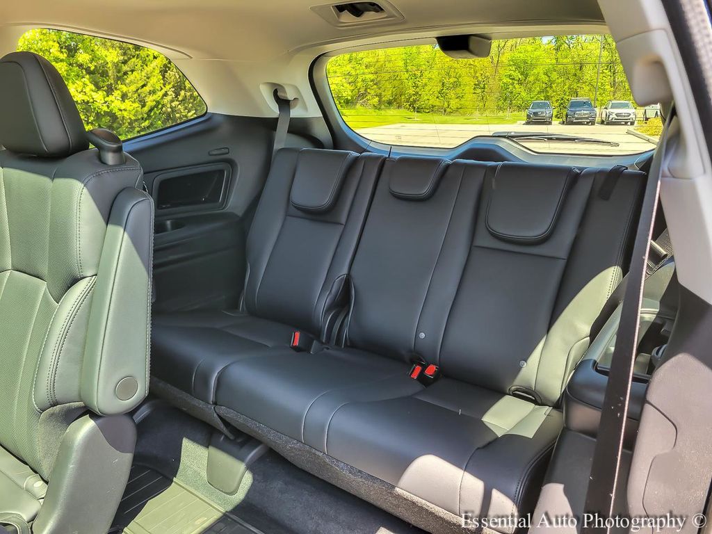 2025 Subaru Ascent Onyx Edition-Touring - Photo 12
