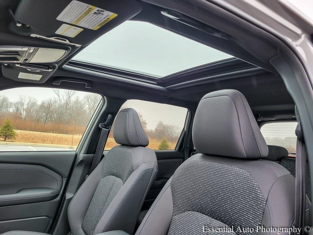 2025 SUBARU FORESTER - Image 10