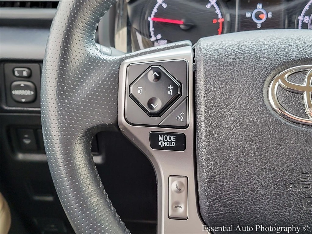 2020 TOYOTA 4RUNNER - Image 15