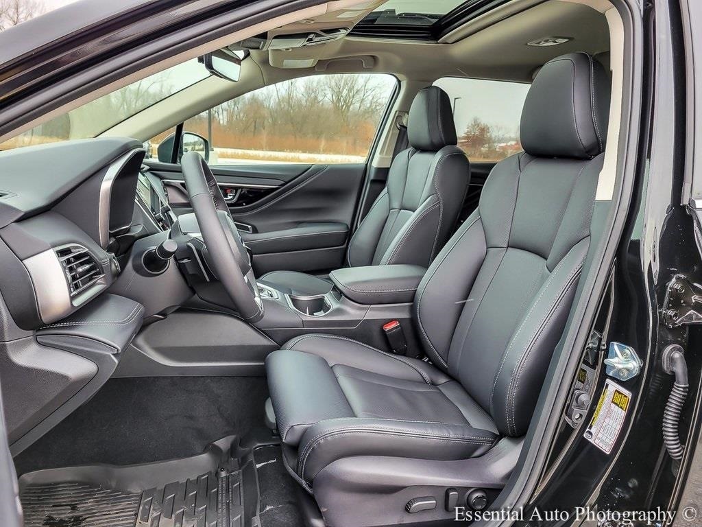 2025 SUBARU OUTBACK - Image 8