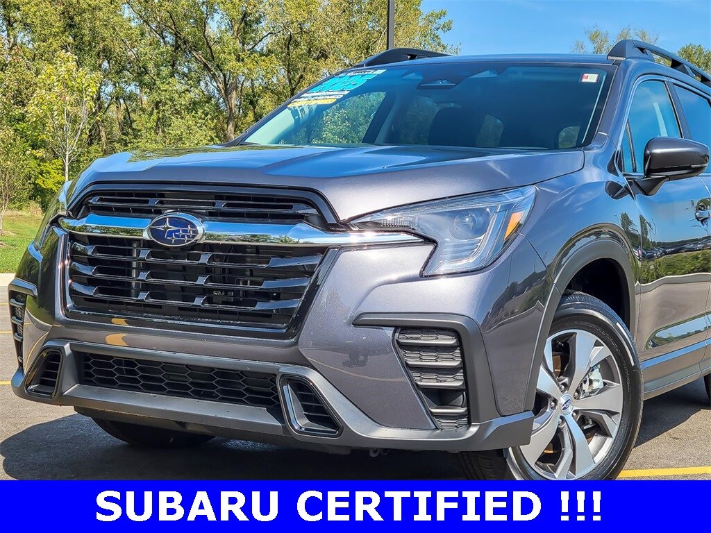 2025 Subaru Ascent Premium photo 2