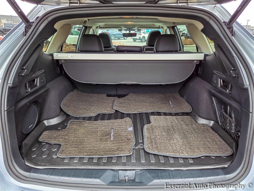 2022 SUBARU OUTBACK - Image 28