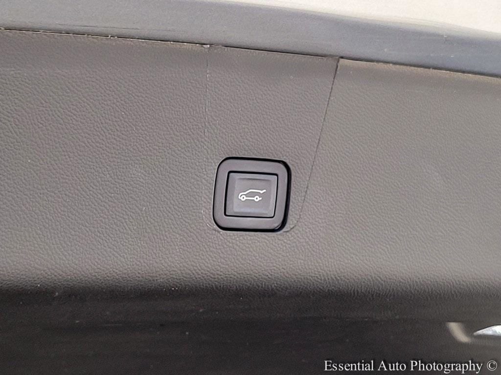 2023 Chevrolet Traverse RS - Photo 30