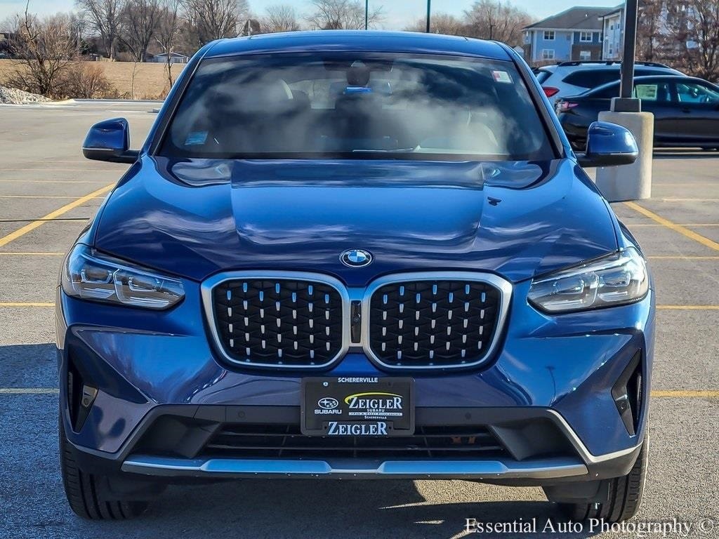 2023 BMW X4 - Image 4