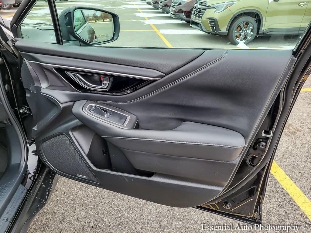2025 SUBARU OUTBACK - Image 33