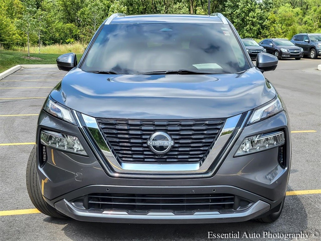 2023 Nissan Rogue SL photo 4