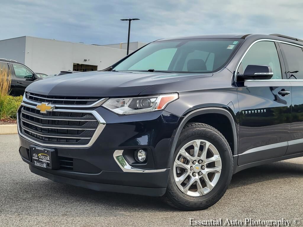 Used 2020 Chevrolet Traverse LT Cloth w/1LT SUV