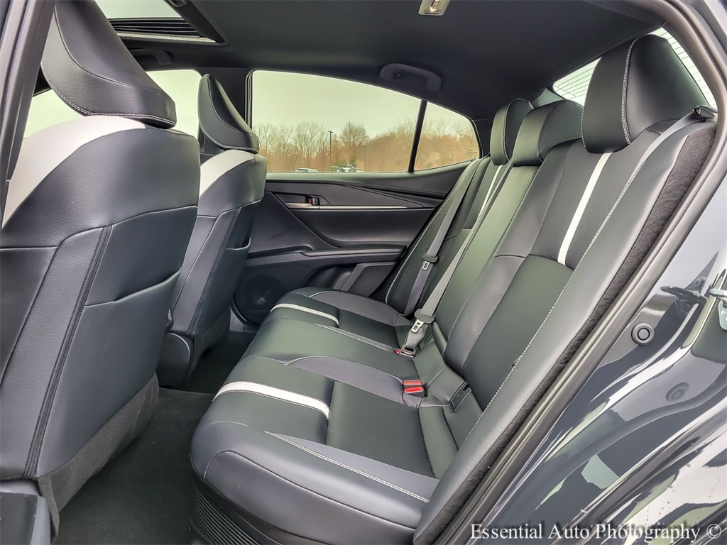 2025 TOYOTA CAMRY - Image 11