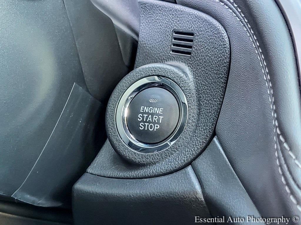 2025 SUBARU LEGACY - Image 19