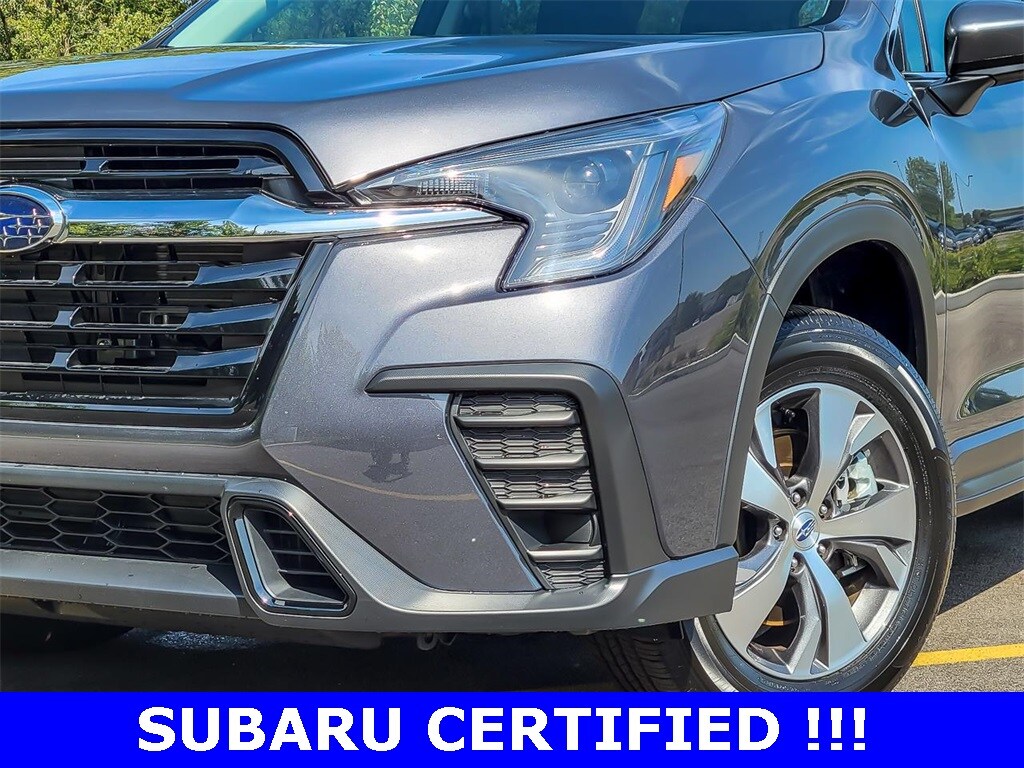 2025 Subaru Ascent Premium photo 3