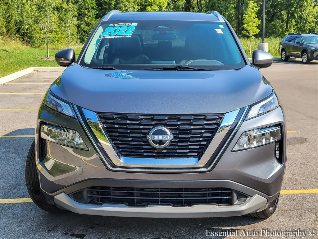2023 Nissan Rogue SV photo 3