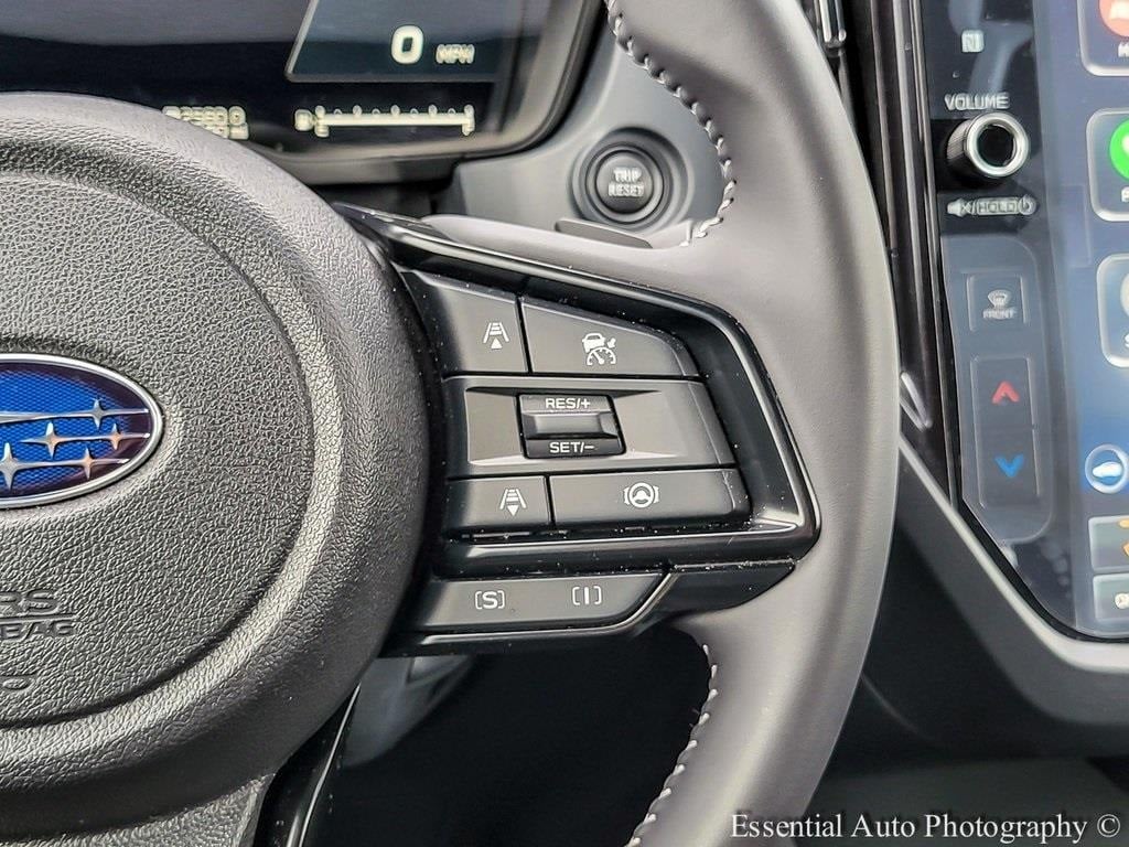 2025 SUBARU FORESTER - Image 17