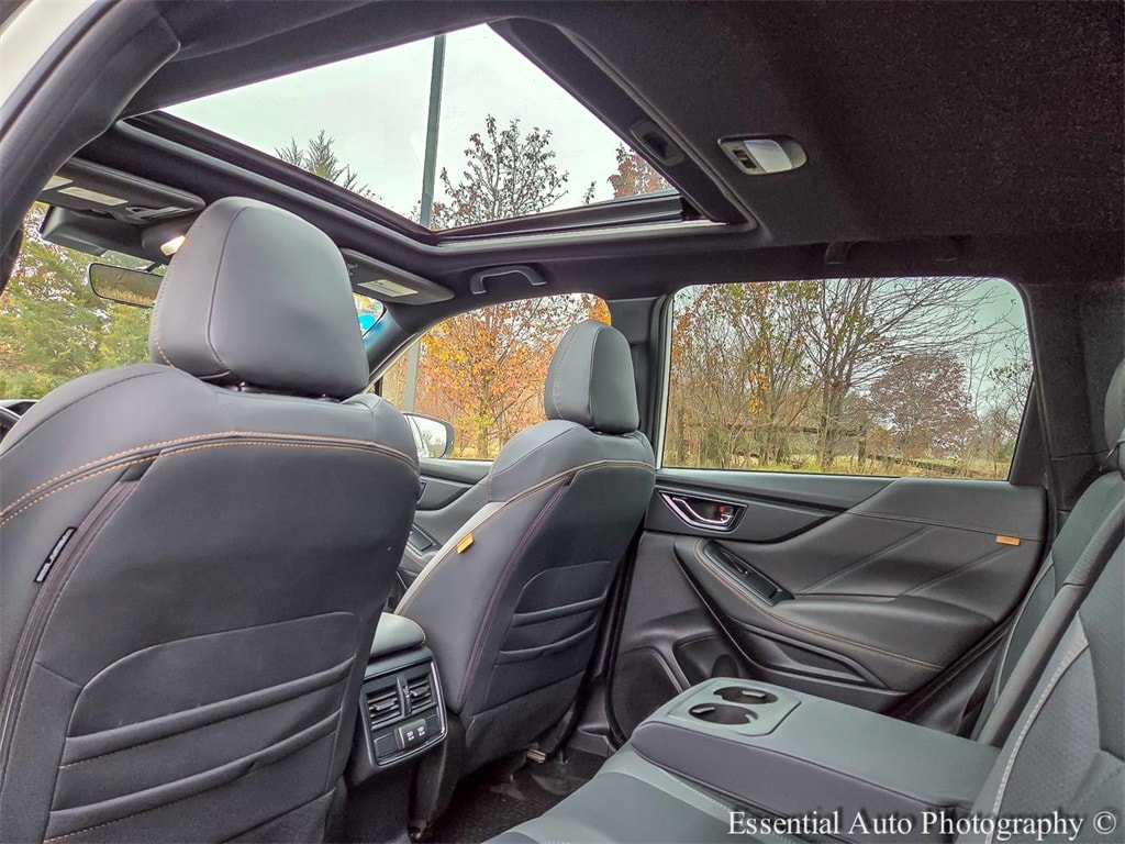 2022 SUBARU FORESTER - Image 12