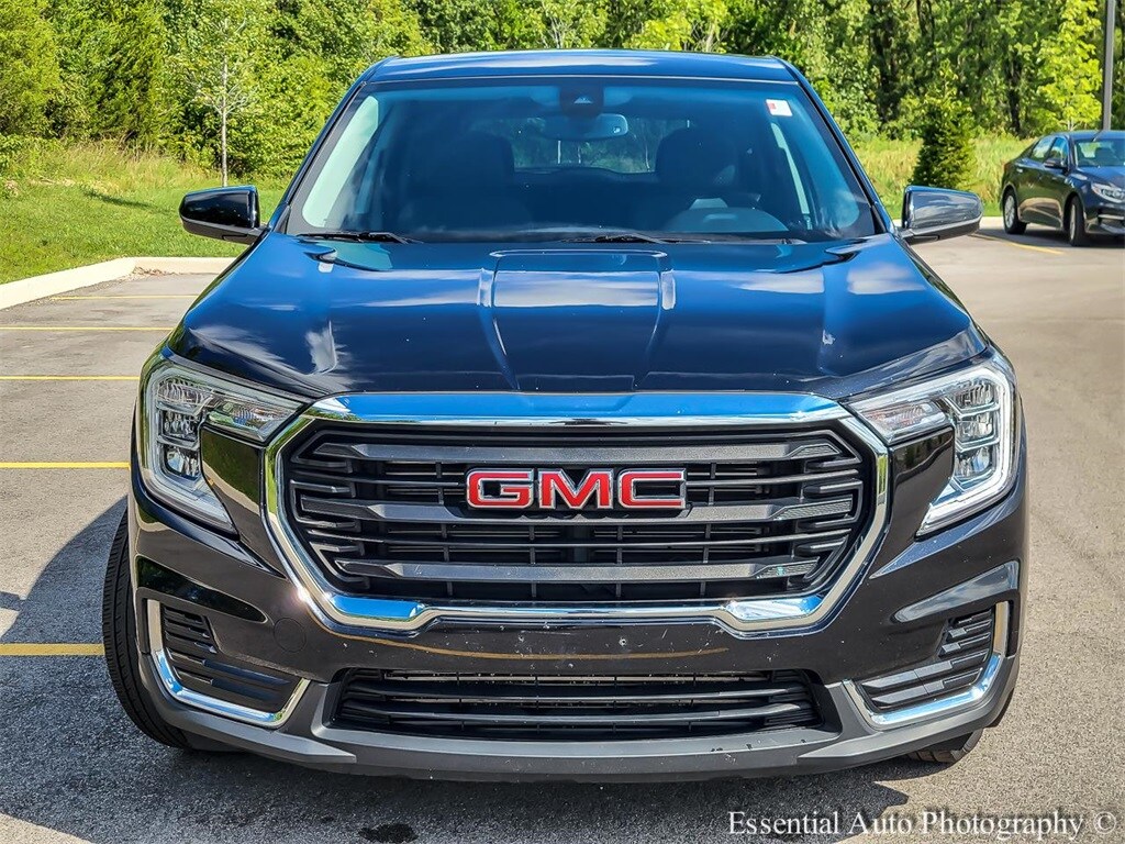 2023 Gmc Terrain SLE photo 3