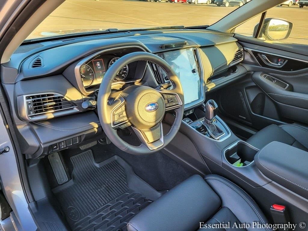 2025 SUBARU LEGACY - Image 9