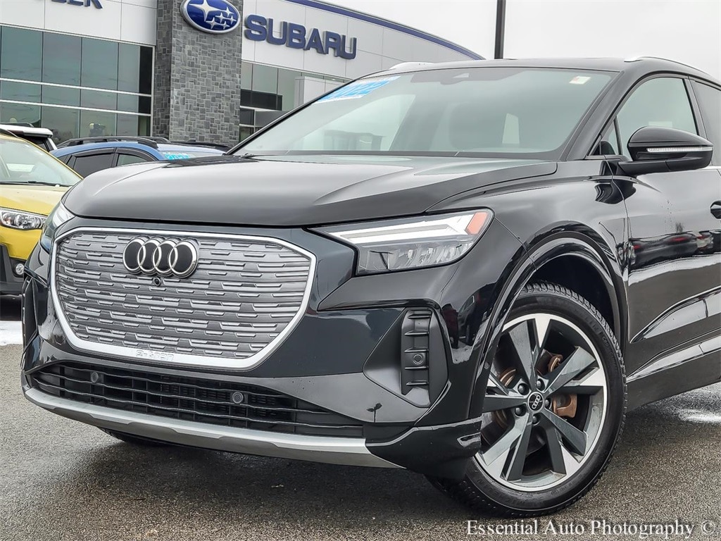 2022 AUDI Q4 - Image 2