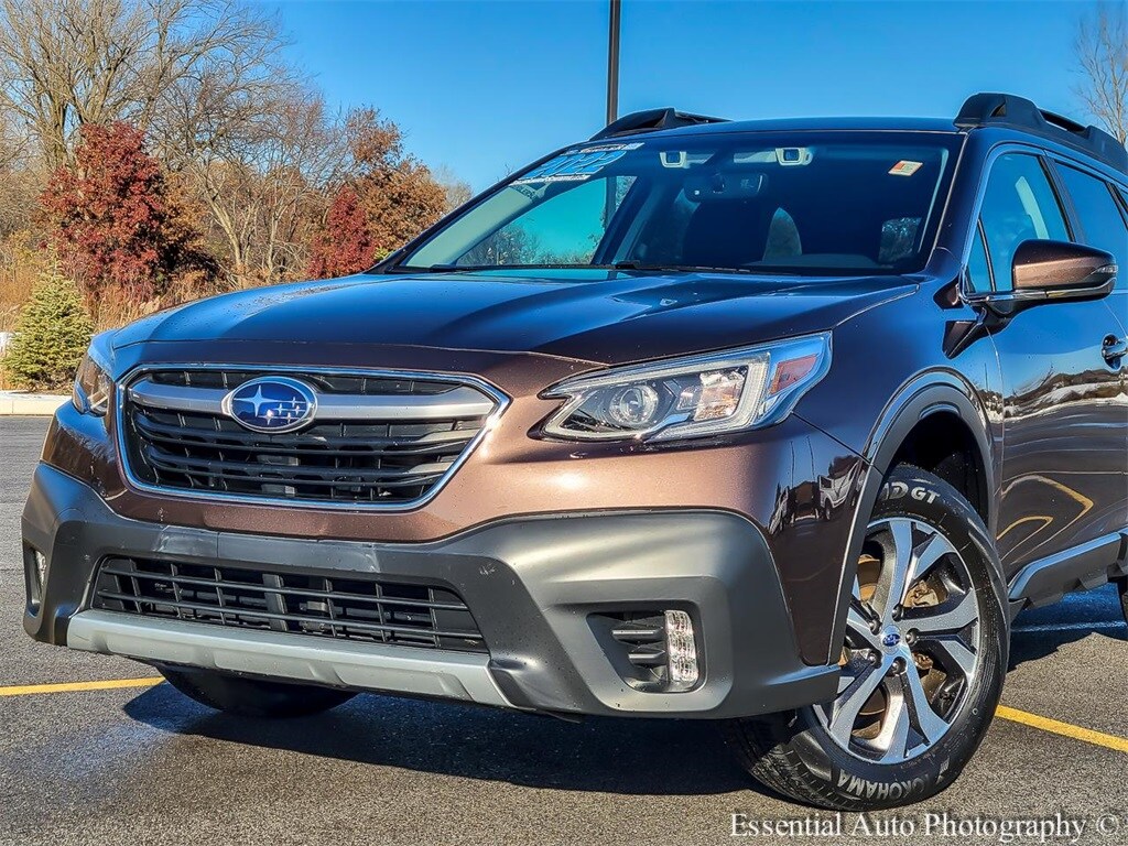 2022 Subaru Outback Limited photo 2