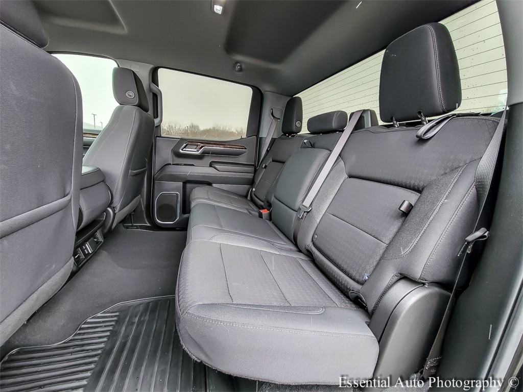 2024 GMC SIERRA - Image 11