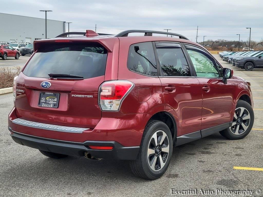 2018 SUBARU FORESTER - Image 7