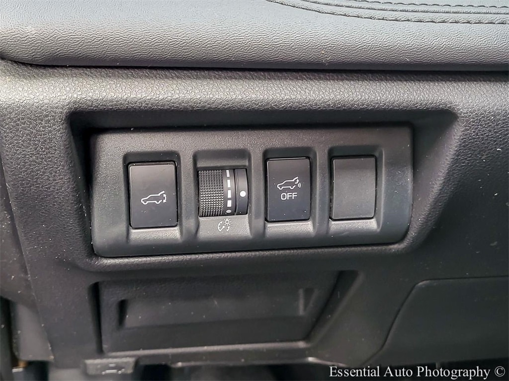 2023 SUBARU OUTBACK - Image 15