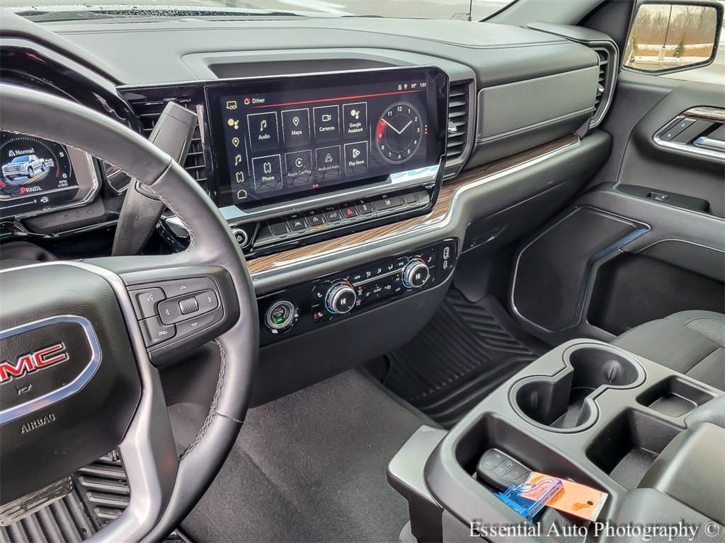 2024 GMC SIERRA - Image 25