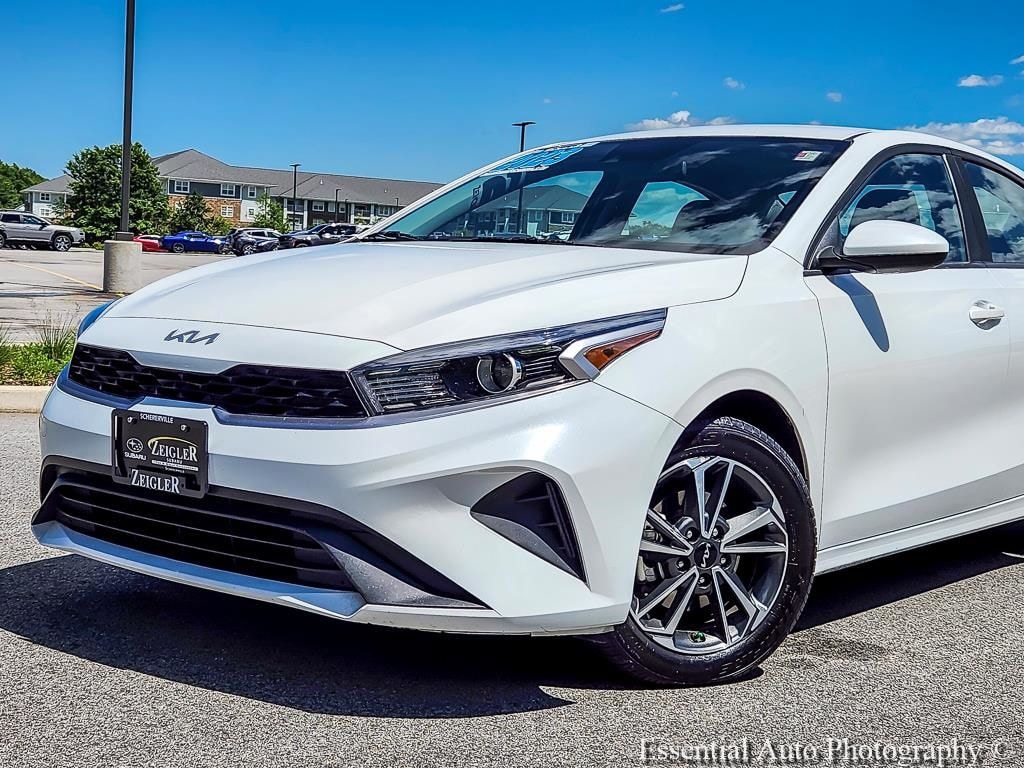 Used 2023 Kia Forte LXS Sedan