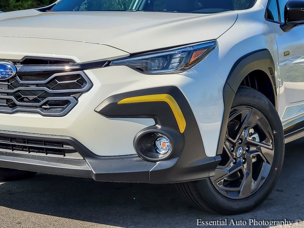 2025 Subaru Crosstrek Sport photo 3