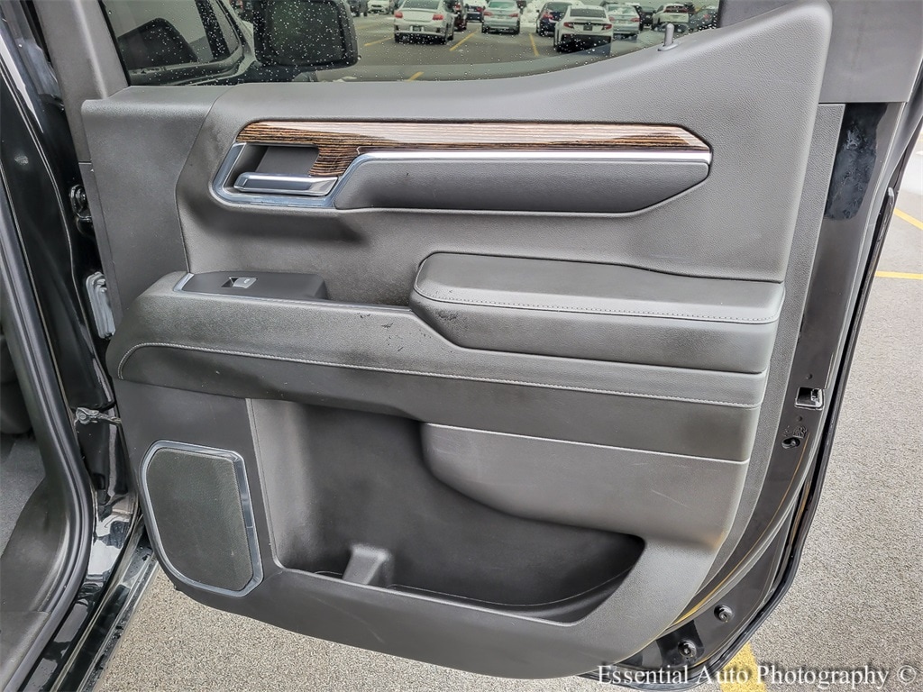 2024 GMC SIERRA - Image 31