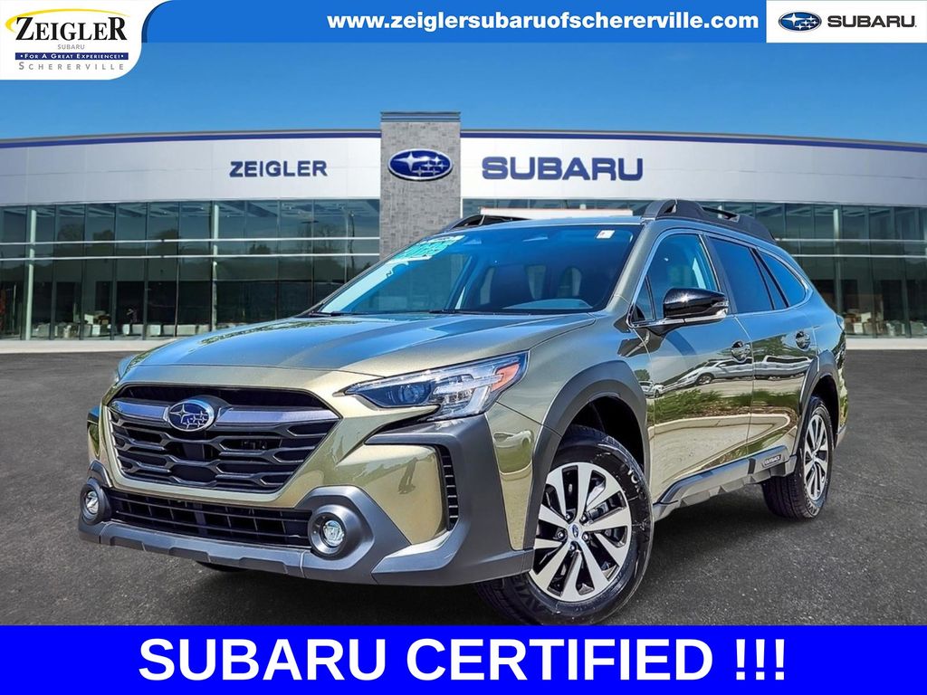 2025 Subaru Outback Premium's photo