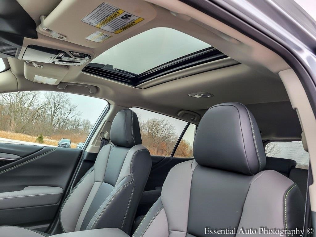 2025 SUBARU OUTBACK - Image 10