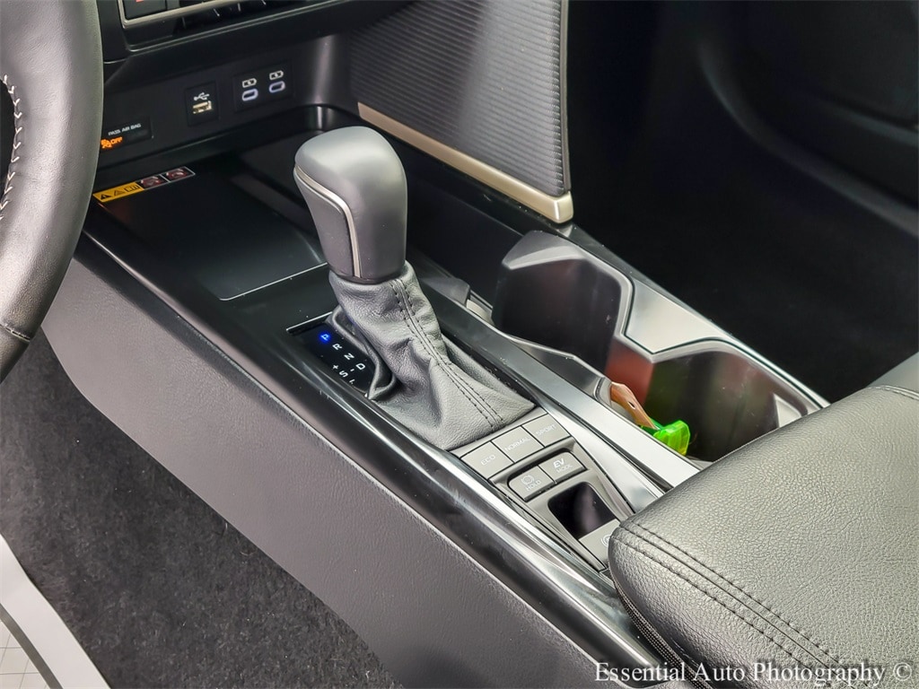 2025 TOYOTA CAMRY - Image 25