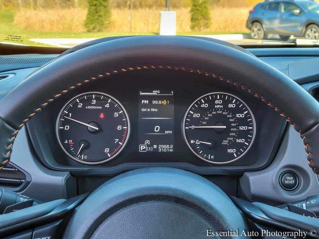 2025 SUBARU CROSSTREK - Image 17