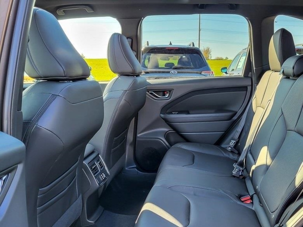 New 2025 Subaru Forester Limited SUV