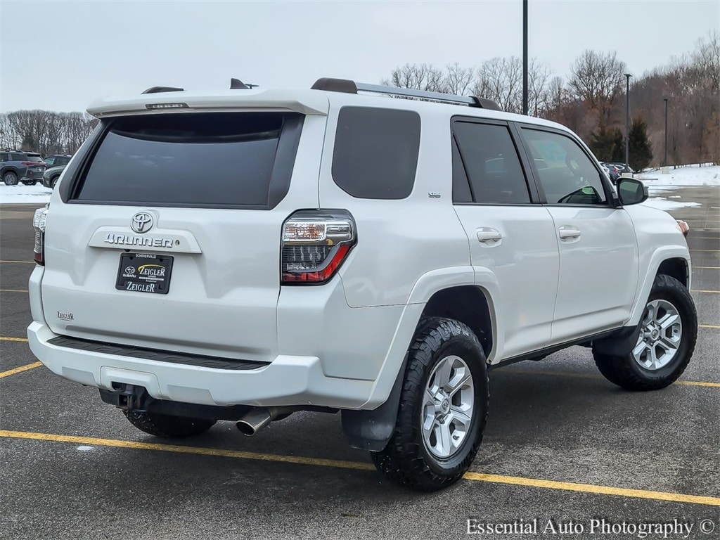 2020 TOYOTA 4RUNNER - Image 7