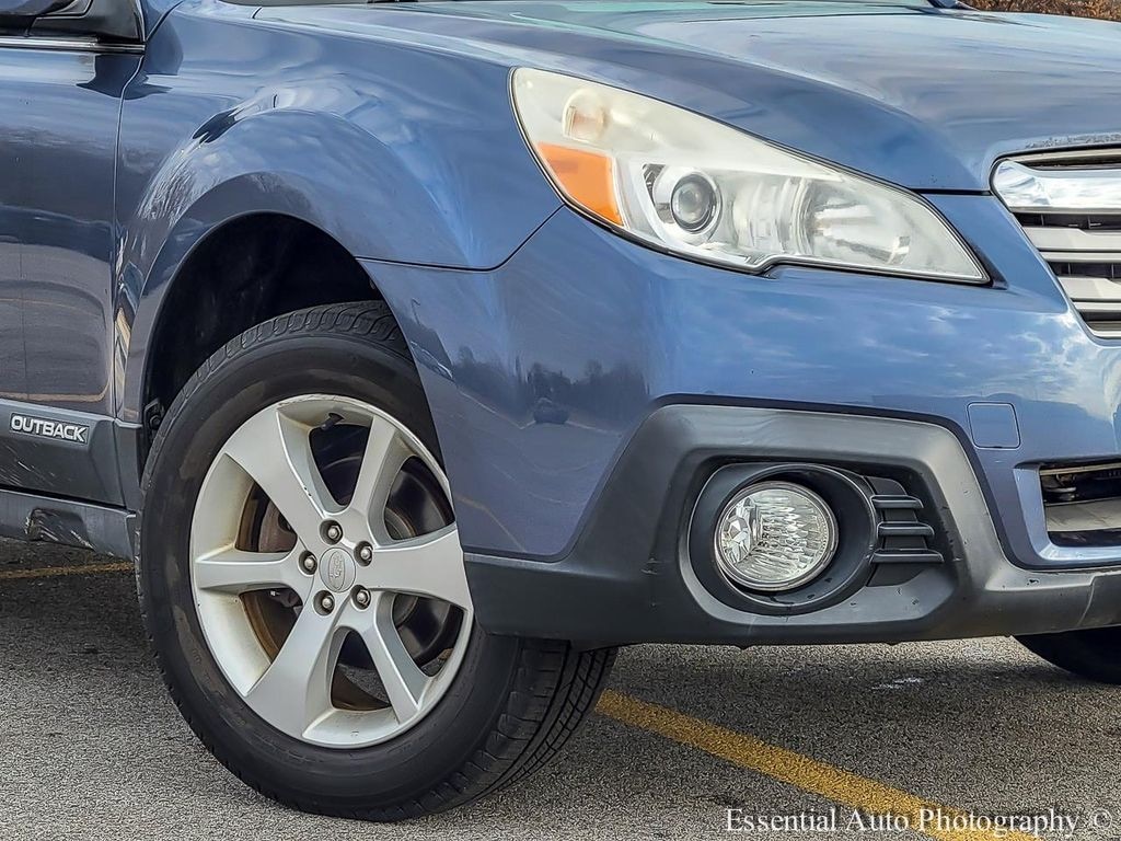 Used 2013 Subaru Outback 2.5i Premium (CVT) SUV