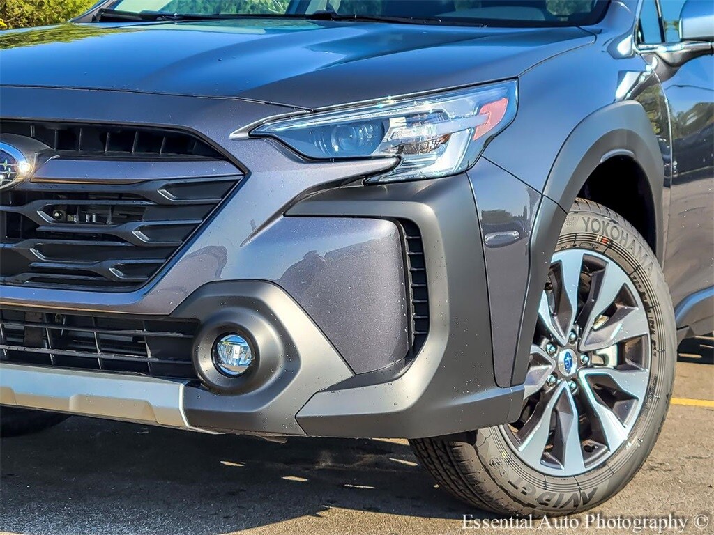 2025 Subaru Outback Touring XT photo 2