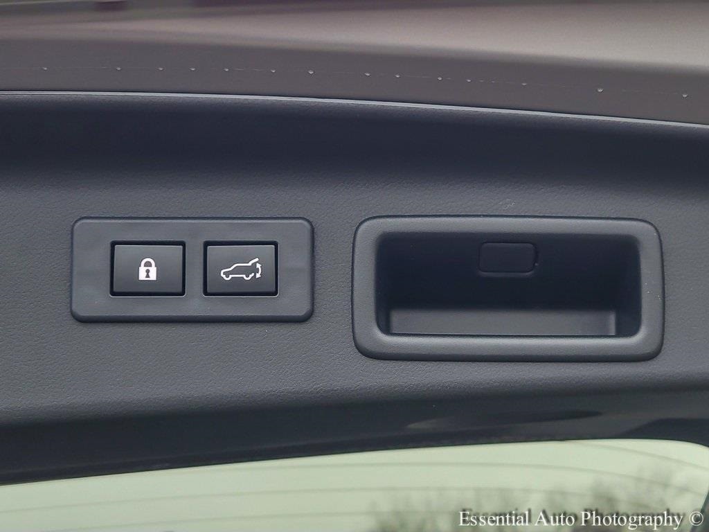 2025 SUBARU FORESTER - Image 30